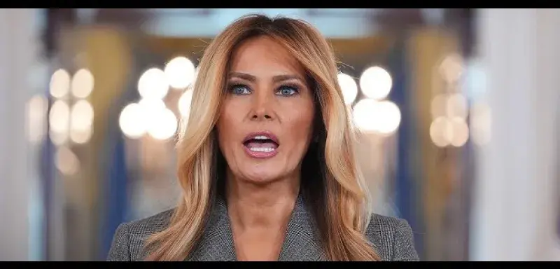 "Je ne suis pas une victime d'Epstein. Epstein ne m'a pas présentée à Donald Trump", a déclaré Melania Trump depuis le Grand Foyer de la Maison-Blanche