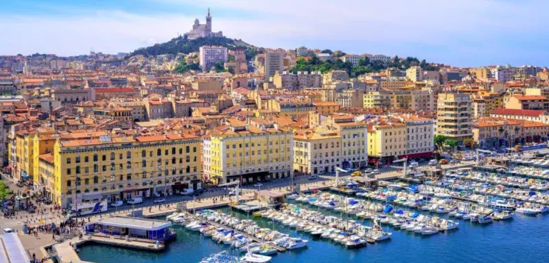 Vue du Vieux-Port de Marseille