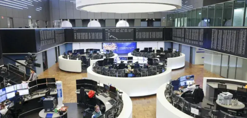 Illustration pour l'article: Les investisseurs européens multiplient les appels à réduire leur exposition au marché américain