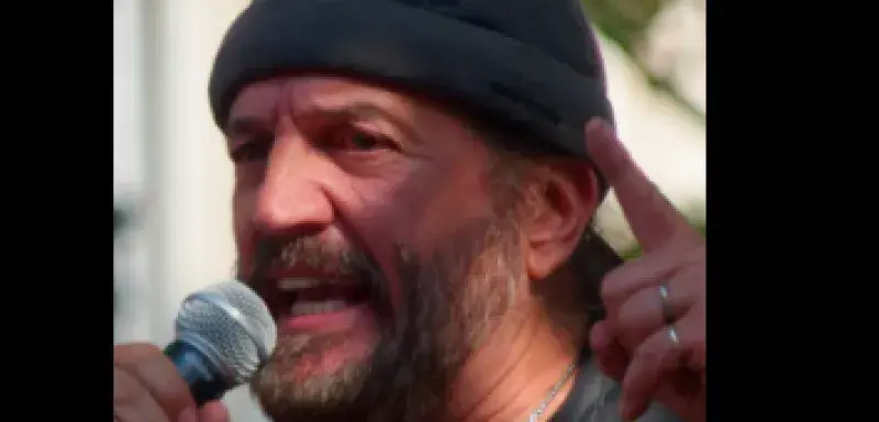 Illustration pour l'article: Municipales 2026 à Lyon : inéligibilité confirmée pour Francis Lalanne, qui voulait rejoindre une liste d'extrême droite