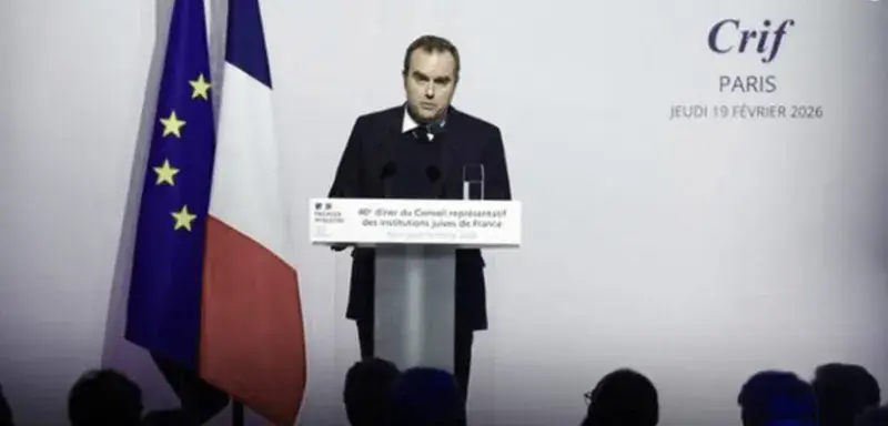 Sébastien Lecornu lors du 40e dîner annuel du Crif au Carrousel du Louvre, le 19 février 2026