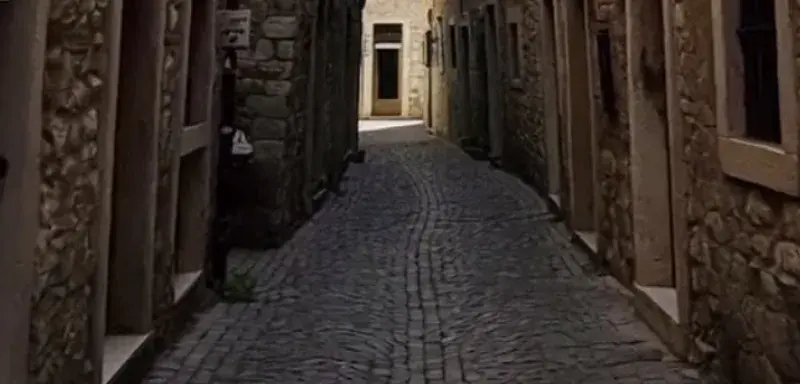 Illustration pour l'article sur le couple ayant abandonné ses enfants pour partir en vacances en Égypte