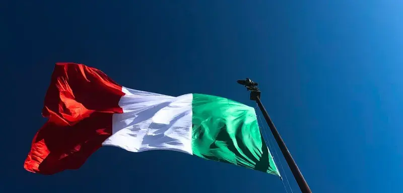 Italy flog