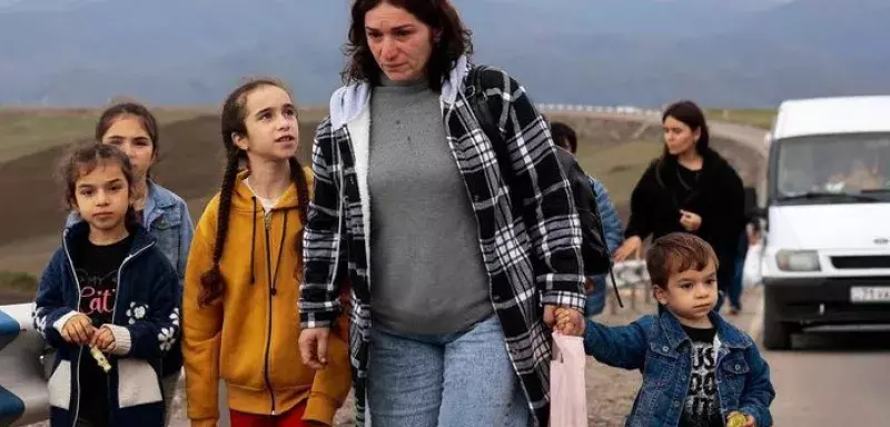 Haut-Karabakh : plus de 100.000 personnes se réfugient en Arménie, la république autoproclamée de l’Artsakh rattachée à l’Azerbaïdjan 