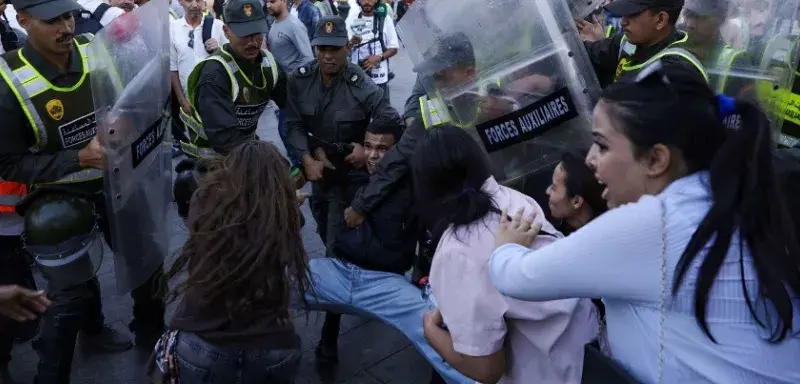 Maroc : la jeunesse dit non au mépris social, le pouvoir répond par le sang