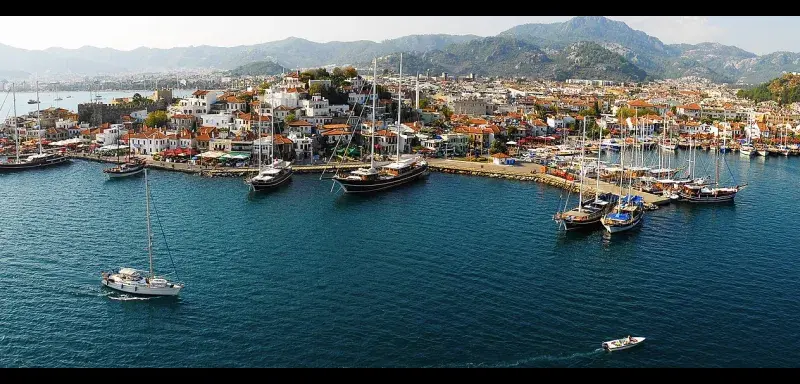 Plusieurs compagnies, à l’image de MSC, Costa ou Ponant, intègrent à leurs itinéraires des escales culinaires