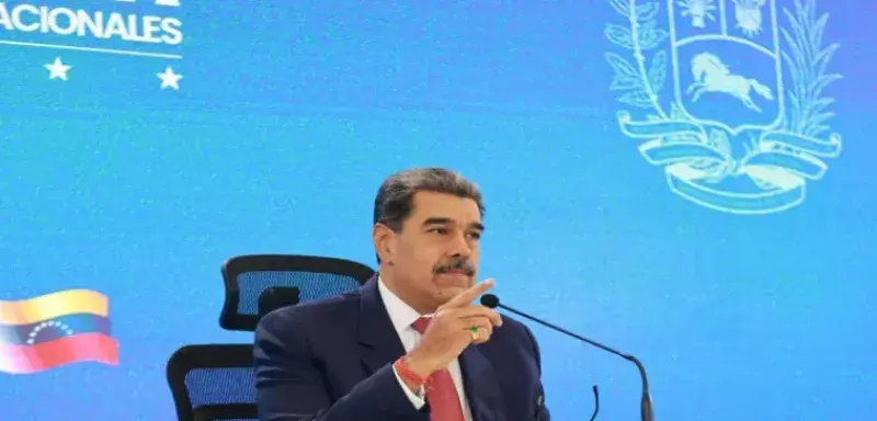 Les États‑Unis ont capturé Nicolás Maduro après des frappes à Caracas, provoquant une onde de choc mondiale et une crise du droit international.
