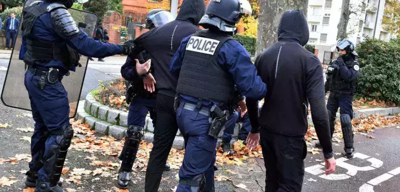 Chasse aux étrangers en France : l’opération politicienne de Bruno Retailleau pour séduire l’extrême droite