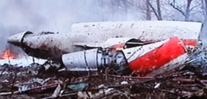acrashavion.jpg