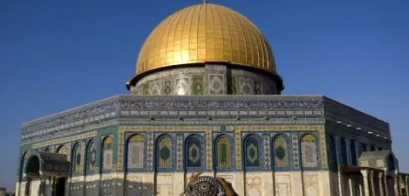 Une telle éventualité «mènerait en définitive à la reconnaissance de la souveraineté israélienne sur Al Qods-Est occupée (DR° 