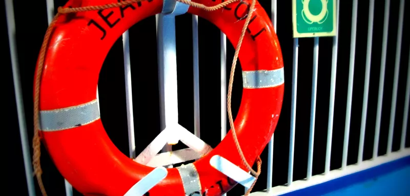 La magazine corse explique pourquoi ils sont nombreux à travailler au  naufrage de la SNCM. (© N.E)