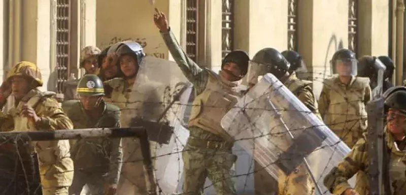 Egypte-Tahrir: 5ème jour d'affrontements entre forces de l'ordre et manifestants