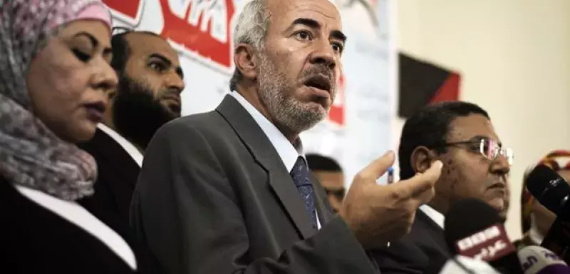 Egypte: un tribunal interdit toute activité aux Frères musulmans