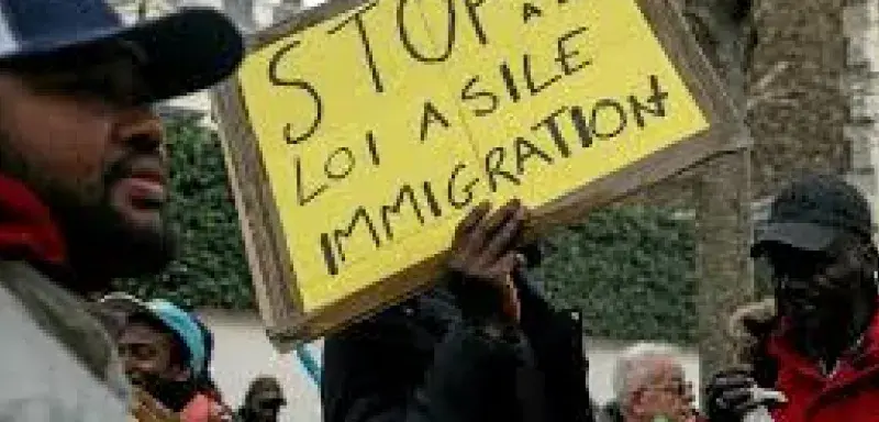 Entre migrations, dérèglement climatique et crispations sociales, l’actualité internationale agit comme un miroir des fragilités françaises.