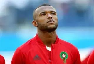 Ayoub El Kaabi, meilleur joueur de la Ligue Europa Conférence 2024, célébrant avec l'Olympiakos