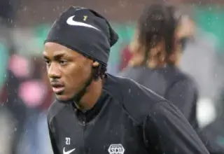 Lilian Raolisoa, latéral droit d'Angers SCO, écarté du groupe pour le match contre l'OM
