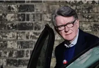 Andrew Mountbatten-Windsor, ancien prince britannique, visé par une enquête pénale dans le cadre de l'affaire Epstein