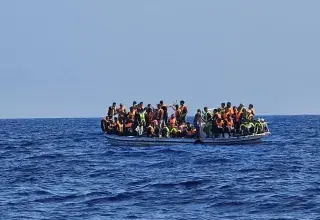 La Méditerranée, route historique des migrations, reste le cœur de ce système mortifère