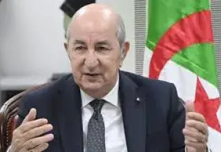 ces hausses sociales sont les bienvenues à un moment critique : elles offrent un répit, un sursis, un peu d’oxygène pour des millions d’Algériens