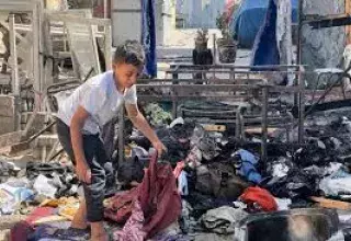 Génocide à Gaza : Israël bombarde un lieu de refuge pour déplacés, les députés d’extrême droite et Macronistes confirment leur approbation de ces horreurs  