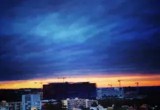 Le soleil s'est levé sur la mairie de Montpellier sans que le nom du candidat PS ne soit tranché. (© N.E)