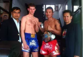 Jimmy Vienot est « confiant » aujourd'hui, face à Singmanee Kawesamrit. (DR)