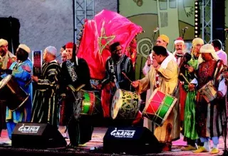  Le public est invité à une grande fête de musique traditionnelle placée sous le signe de la tolérance et de l’ouverture (DR)