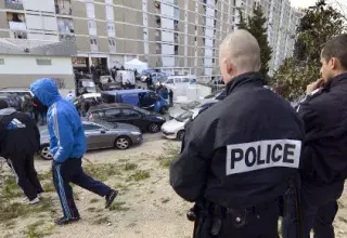 près de 50 policiers des compagnies républicaines de sécurité seront présents en permanence sur la ville... (DR)