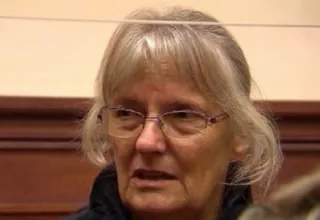 "J'en pleure, c'est merveilleux (...), on y croyait sans y croire. Un merci infini au président de la République", a déclaré auprès de l’AFP Carole Marot, l'une des filles de Jacqueline Sauvage qui est sortie de la prison de Réau. (Capture décran LCI)