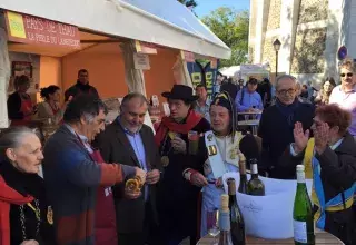 La République de Montmartre se régale au stand de Thau Agglo ! (© Kelvine Gouvernayre/Facebook)