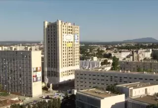 La Tour H du Petit-Bard, juste avant sa destruction, à Montpellier. 